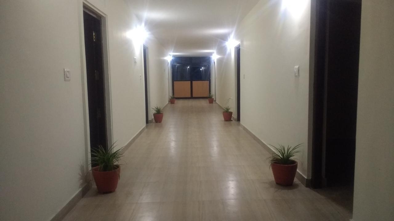 Dhoni Castle Hotel Palakkad Luaran gambar
