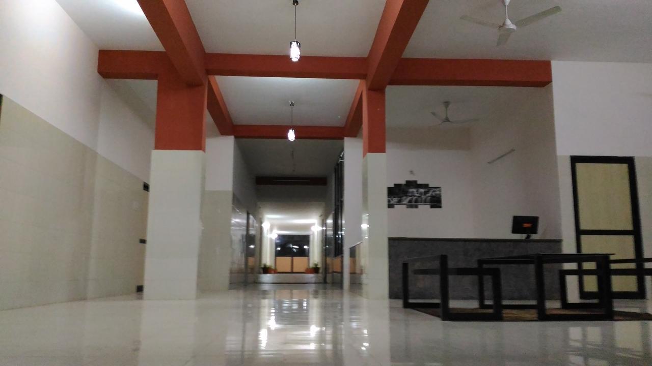 Dhoni Castle Hotel Palakkad Luaran gambar